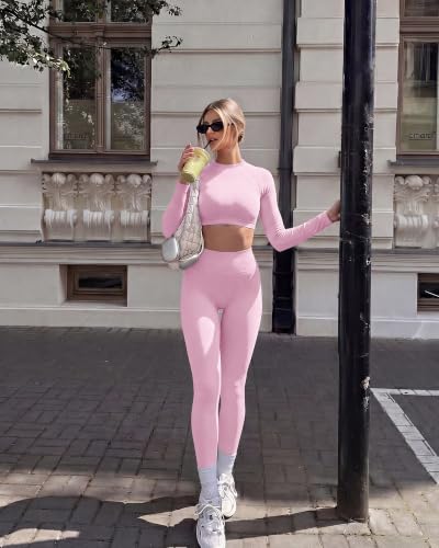 Sisu Couture's Chic Two-Piece Seamless Workout Set - image 12