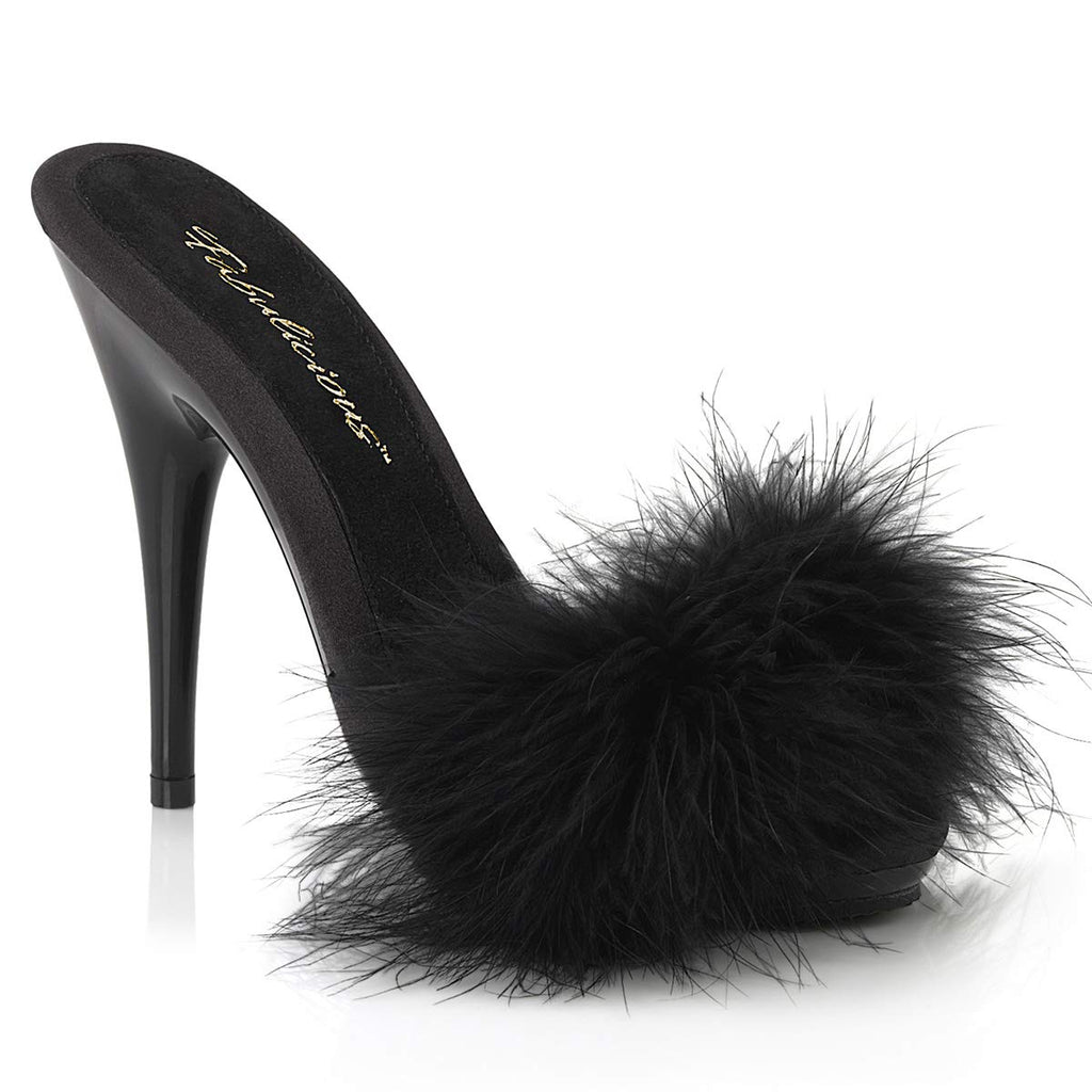 Sisu Couture's Fabulicious Poise - image 1